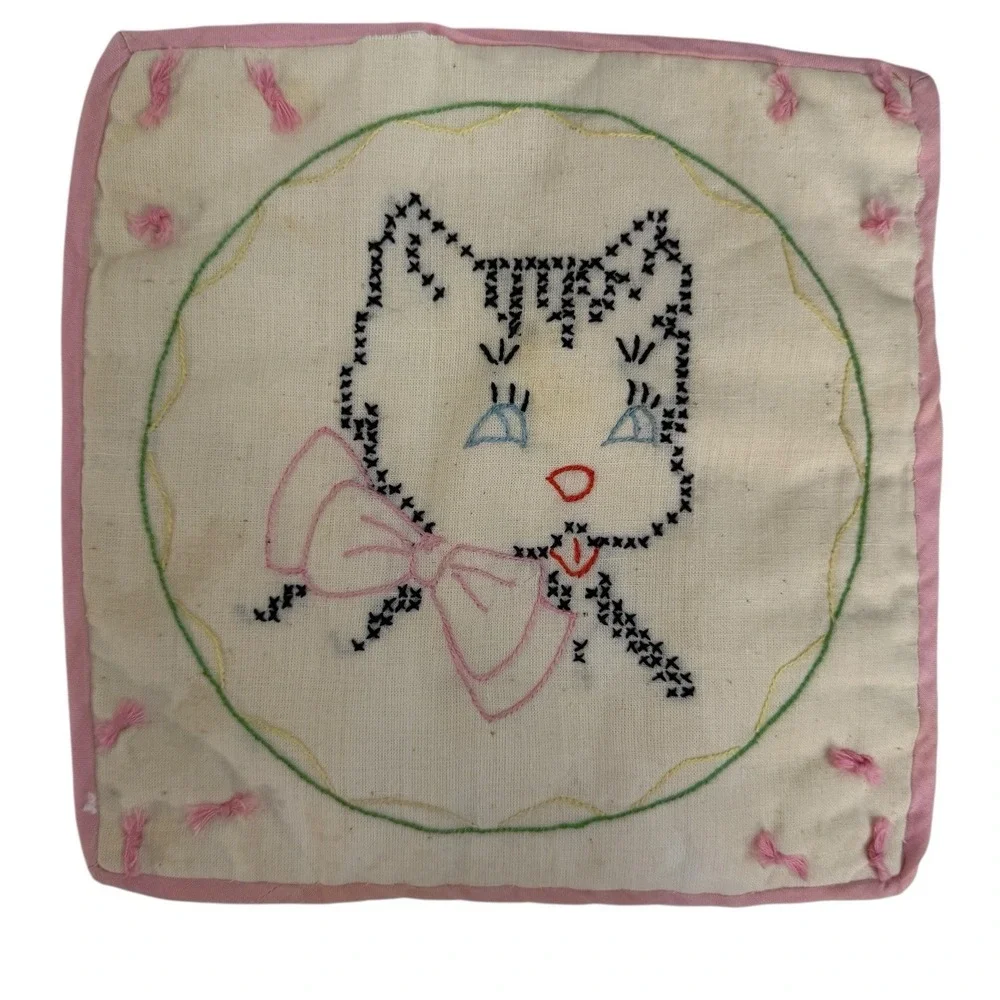 Vintage Embroidered Cross‎ Stitch Kitten Cat Hot Pad Pot Holder Cottagecore MCM
